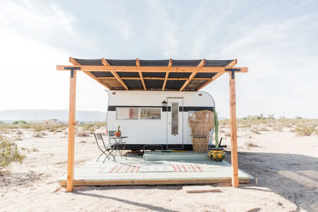 airbnbs in Joshua Tree - yurt airstreams
