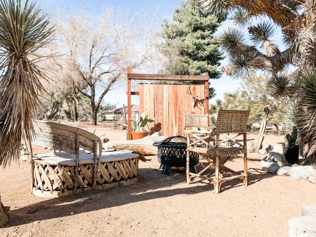 airbnbs in joshua tree
