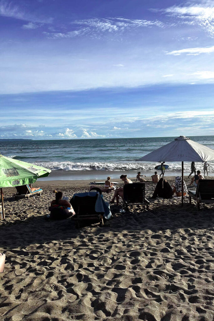batu bolong beach sunbeds in canggu